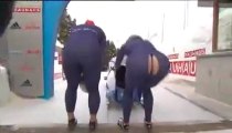Départ d'une course de bobsleigh qui « déchire »