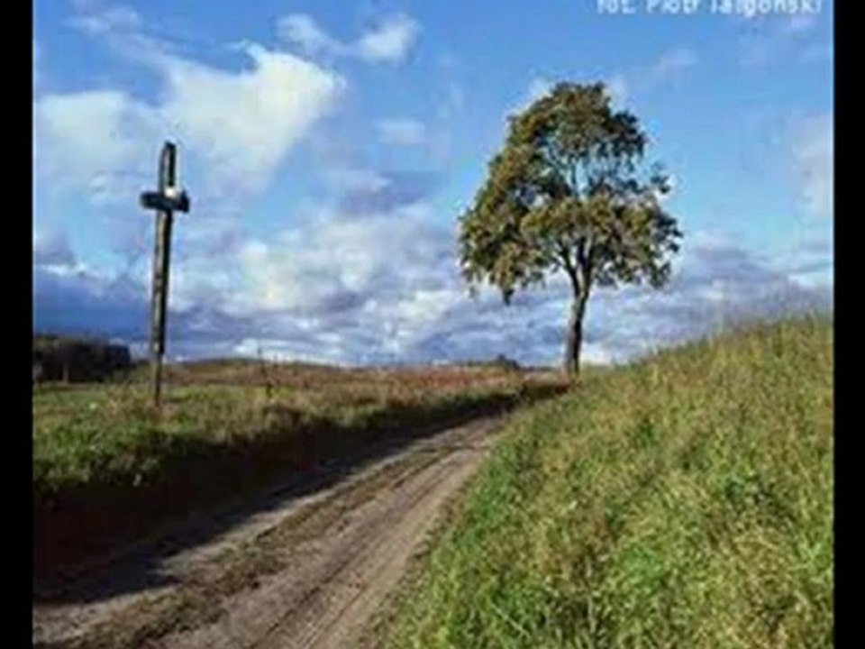 (Cover)Rysuje Krzyz z kropelką krwi Ryszard Szlagowski