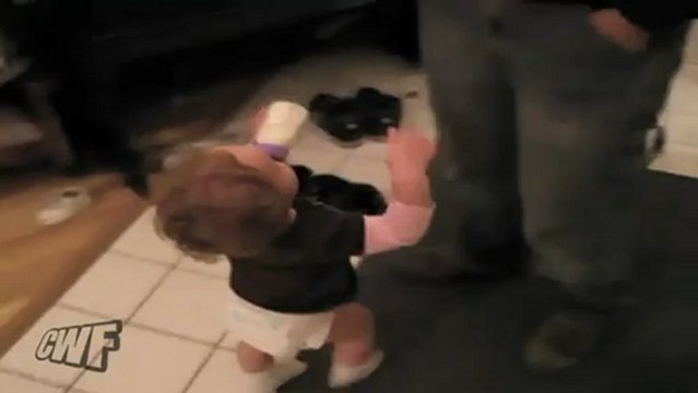 Descente d'escaliers sur le ventre !