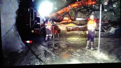 Despiden a 15 mineros tras bailar el "Harlem Shake" en una mina de Australia