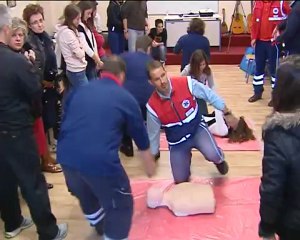 Μαθήματα από το ΕΚΑΒ στο 6ο γυμνάσιο