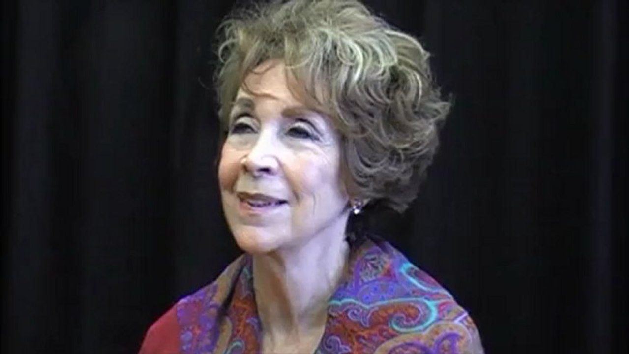 "Dr. Bill Holevas Put Crowns On My Teeth and I Smile All the Time Now!"