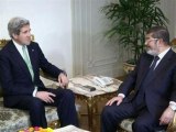 Raw: Kerry presses Egypt president on reform