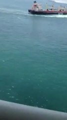 TURK GEMISI SINGAPUR BOGAZINDA CATISTI!