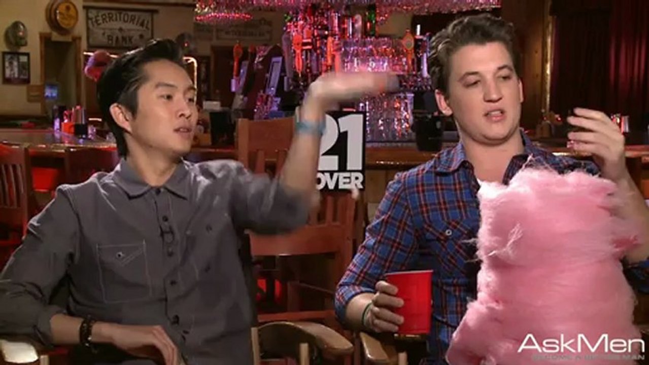 21 And Over - Embarassing Moments