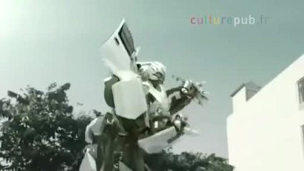 Thai Transformer parody: street dancing