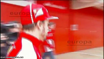 Alonso ve "posible" subir al podio en Australia