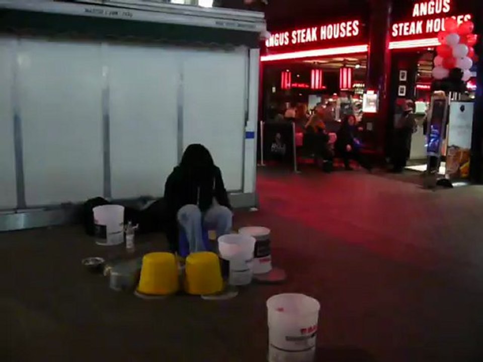 street drummer in london