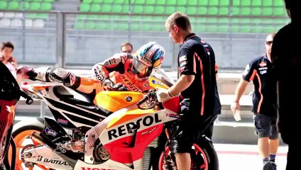 Dani Pedrosa e Marc Marquez in azione a Sepang -- Video HD