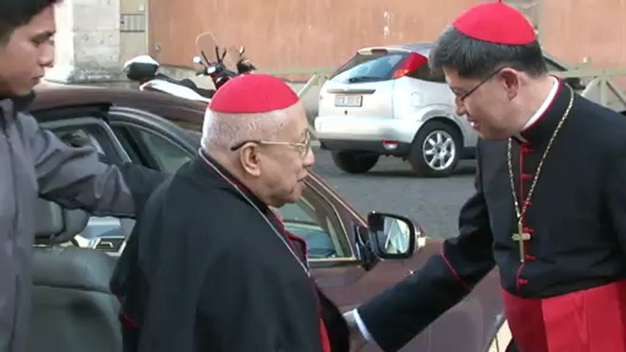 Cardinals begin pre-conclave talks in Vatican