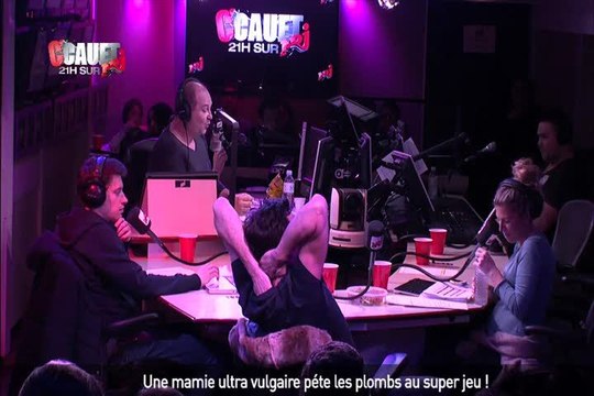 Une mamie ultra vulgaire péte les plombs au super jeu ! - C'Cauet sur NRJ