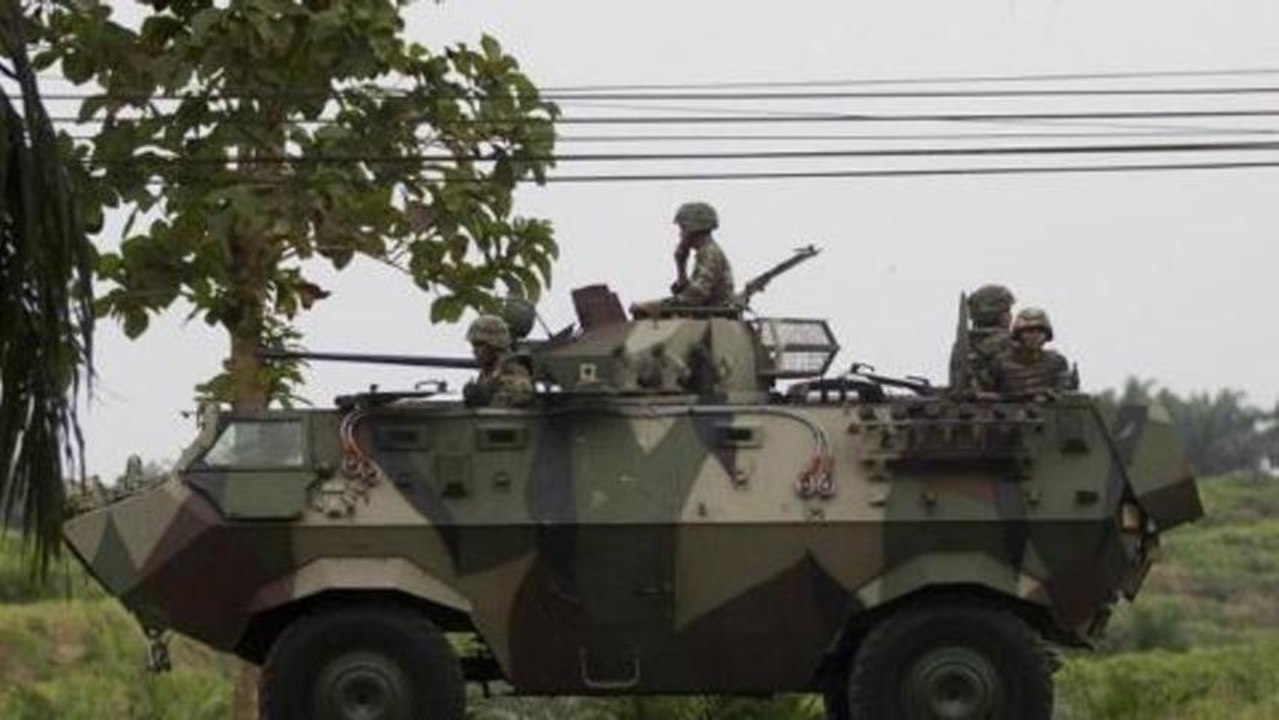 Malaysia attacks armed Filipino clan in Sabah