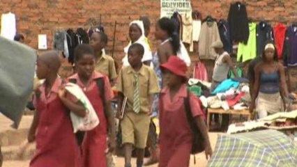 AIDS-plagued Zimbabwe hails HIV 'cure'