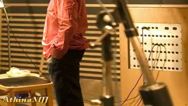 Michael Jackson RARE WARMING UP HIS VOICE