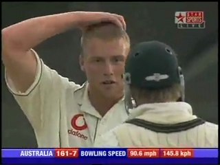 michael clarke vs flintoff - YouTube