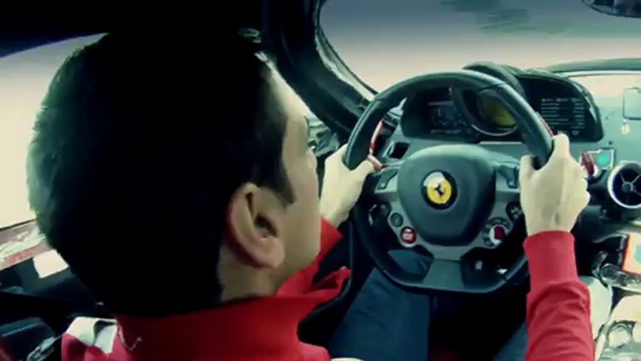 Clin d'oeil de LaFerrari à ses glorieuses aînées, GTO, F40 et compagnie (mars 2013)