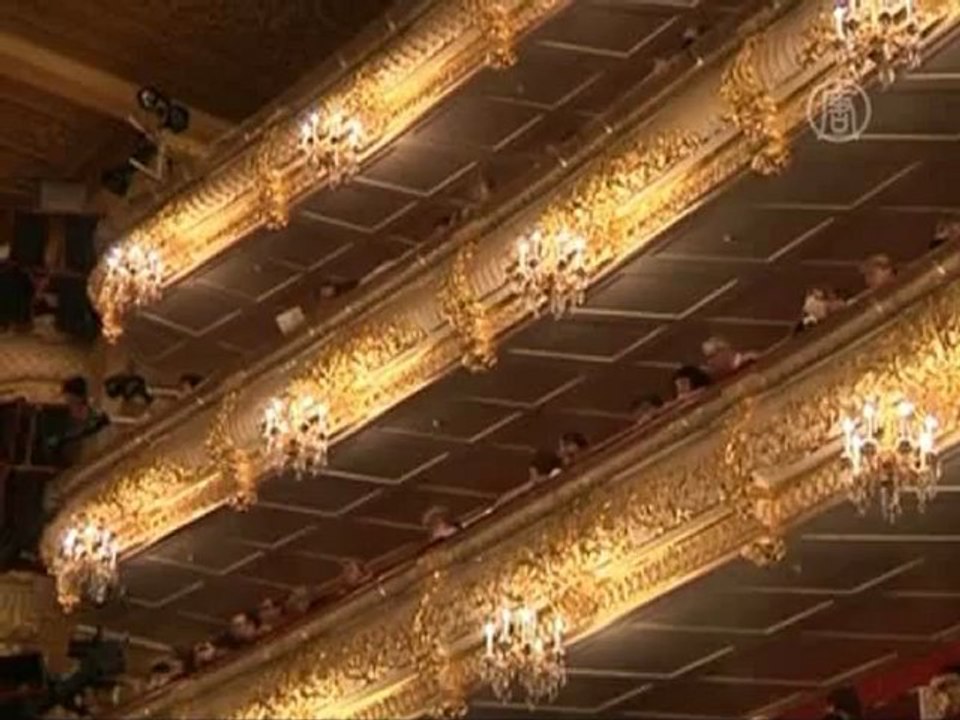 Подозреваемого в нападении на Филина допрашивают