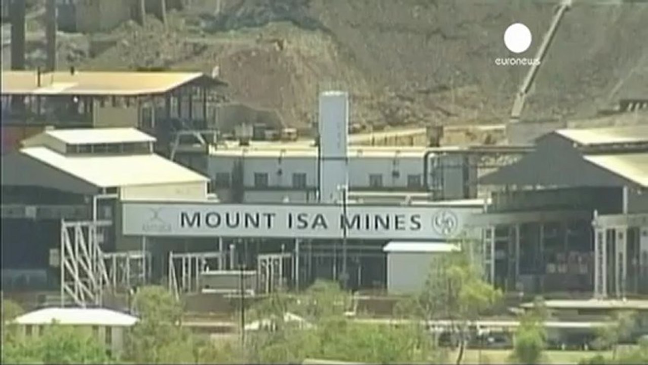 Glencore's 2012 profit hit by lower commodities prices