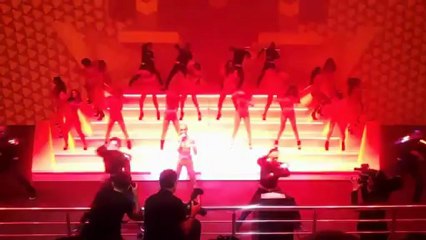 Seslideremix,Seslisohbet Seslideremix.comHadise - Clio Lansman Show (Biz Burdayız) - YouTube