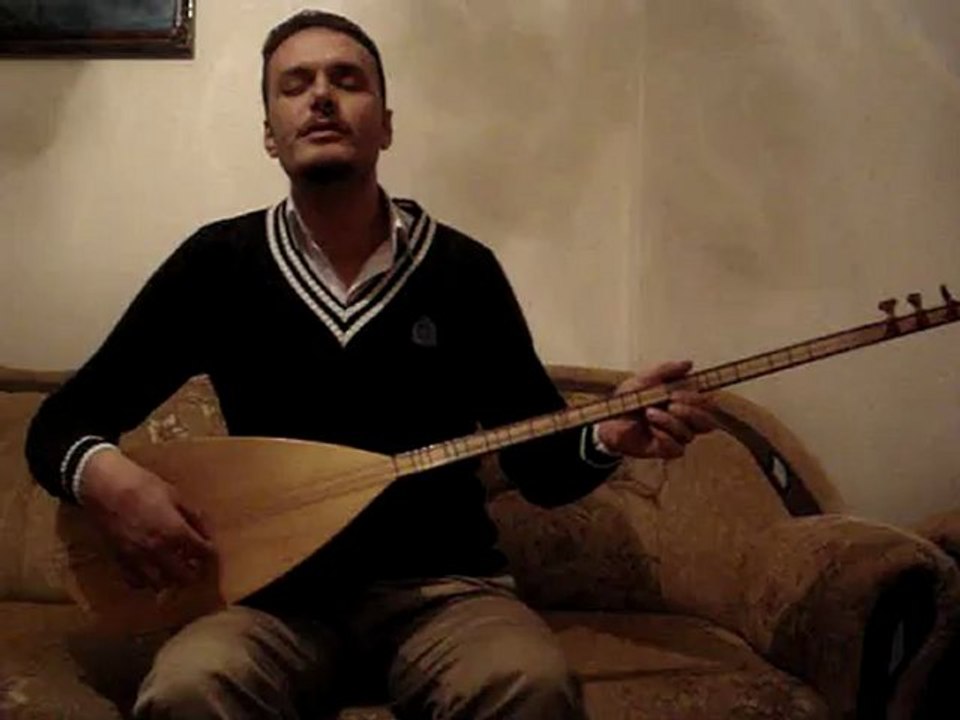 SÜLEYMAN DEMİRHAN-GÜL Kİ GÜLLER AÇSIN GÜL YANAĞINDA