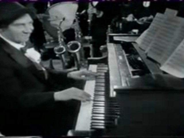 Marx Brothers - Chico au piano - Vidéo Dailymotion