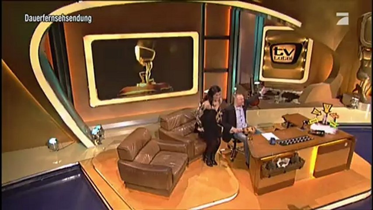 Nelly Furtado - Bucket List - Live (TV total - ProSieben 2013 mar04)