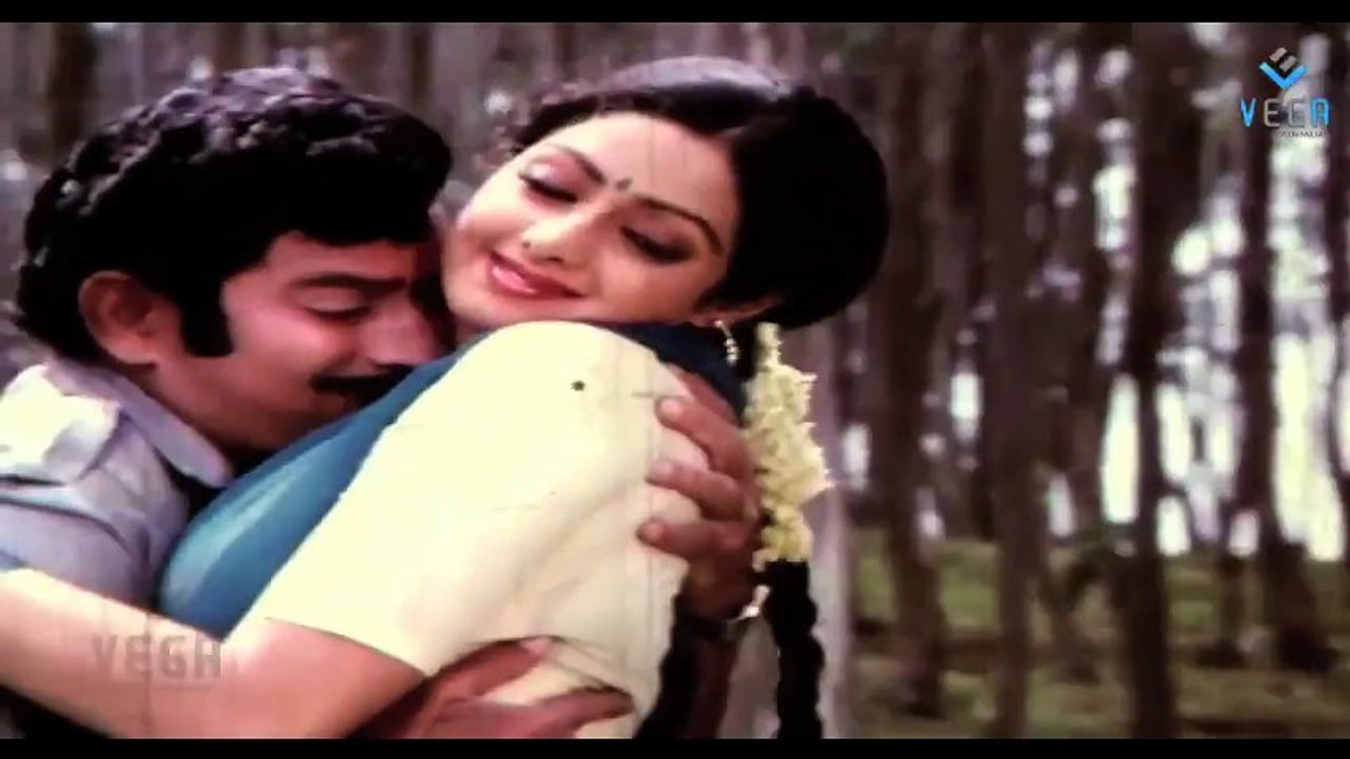Sri Devi Sex - Sridevi Best Romantic Scenes In Tollywood - video Dailymotion
