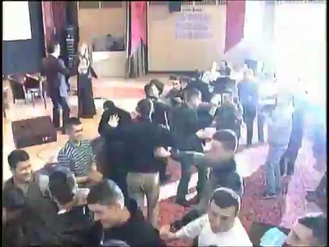 Polis Radyosu Anadoludan Ezgiler Programı- Zeynep Başkan / Getir Berber Aynayı