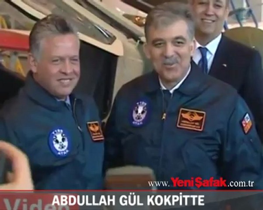 Abdullah Gül kokpitte