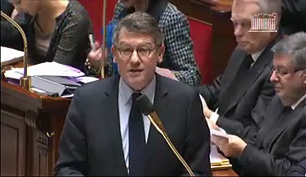 [ARCHIVE] Réforme des rythmes scolaires : réponse de Vincent Peillon au député Benoist Apparu lors des questions au Gouvernement à l'Assemblée nationale, le 26 février 2013