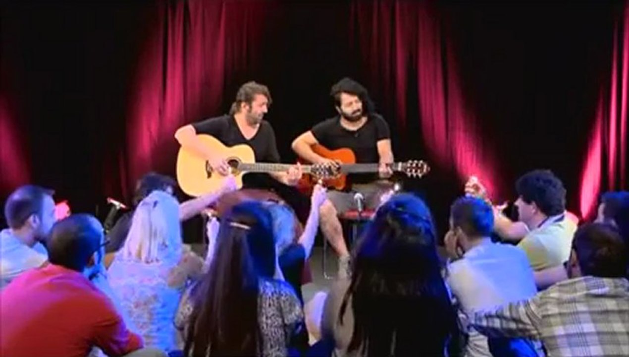 Halil Sezai İsmail Baki Tv Setini Bastı !