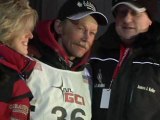 Raw: 53-year-old becomes oldest Iditarod champ