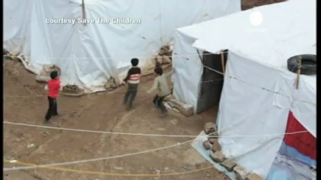 Los niños sirios sufren heridas de adultos en Siria