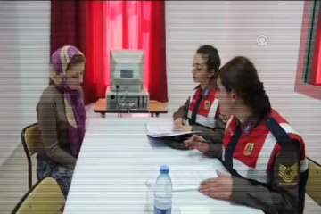 Şiddete uğrayan hemcinsleri için eğitim alıyorlar