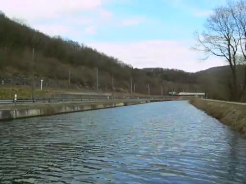 Acheminement rame AVE S 100 n° 24 à Deluz avec BB 27039