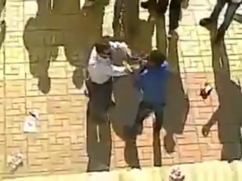 تعذيب الطلاب في المدارس - مدرسة أحمد لطفي