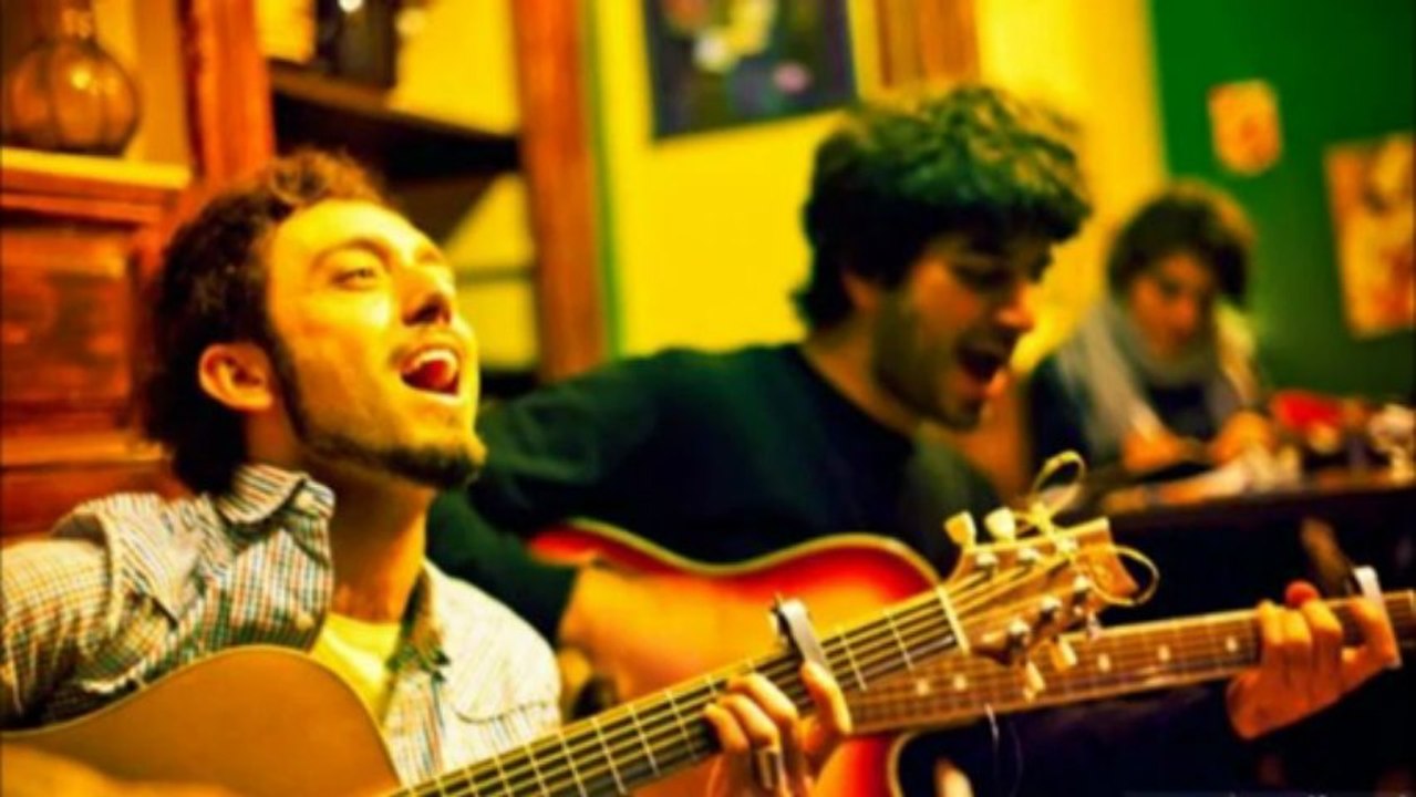 Mabel Matiz - Hala Haber Bekliyorum Senden