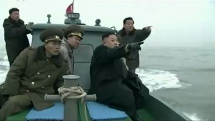 Kim Jong-un visite une unité d'artillerie ayant bombardé le Sud