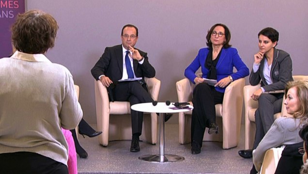 Table ronde à l'issue de la rencontre avec les membres de l’association Force femmes
