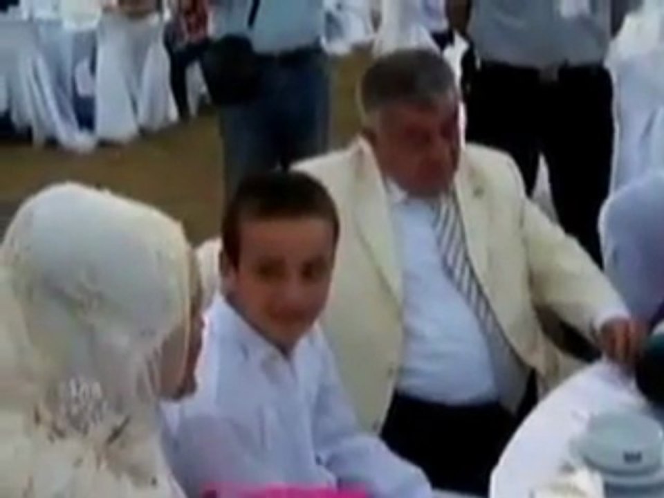 TAHSİN DENGİZİN SÜNNET DÜĞÜNÜNE BASINDAN BÜYÜK İLGİ VARDI