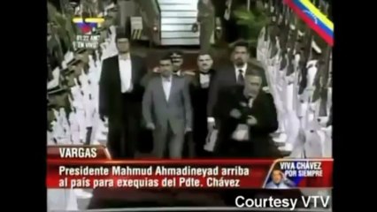 Iraniano Mahmoud Ahmadinejad chega a Caracas para velório de Chávez