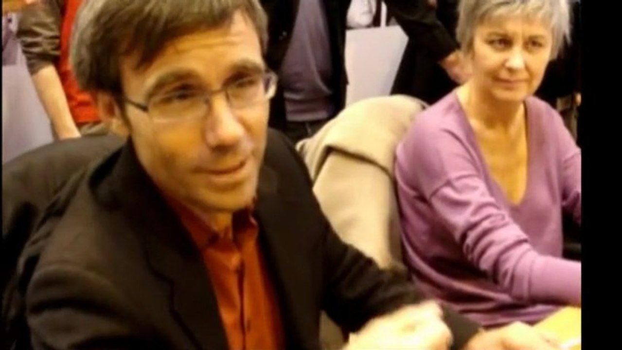 Question à David Pujadas par We Are Change Paris