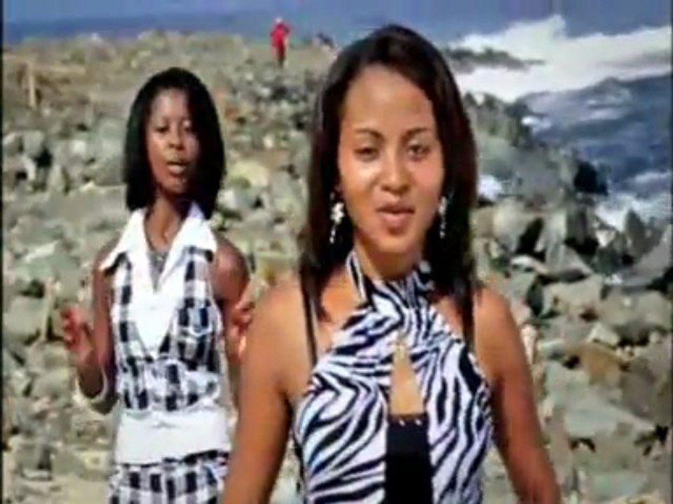 LES ROBERT   -   Tsy lavo tsy optik  (gasy -malagasy)