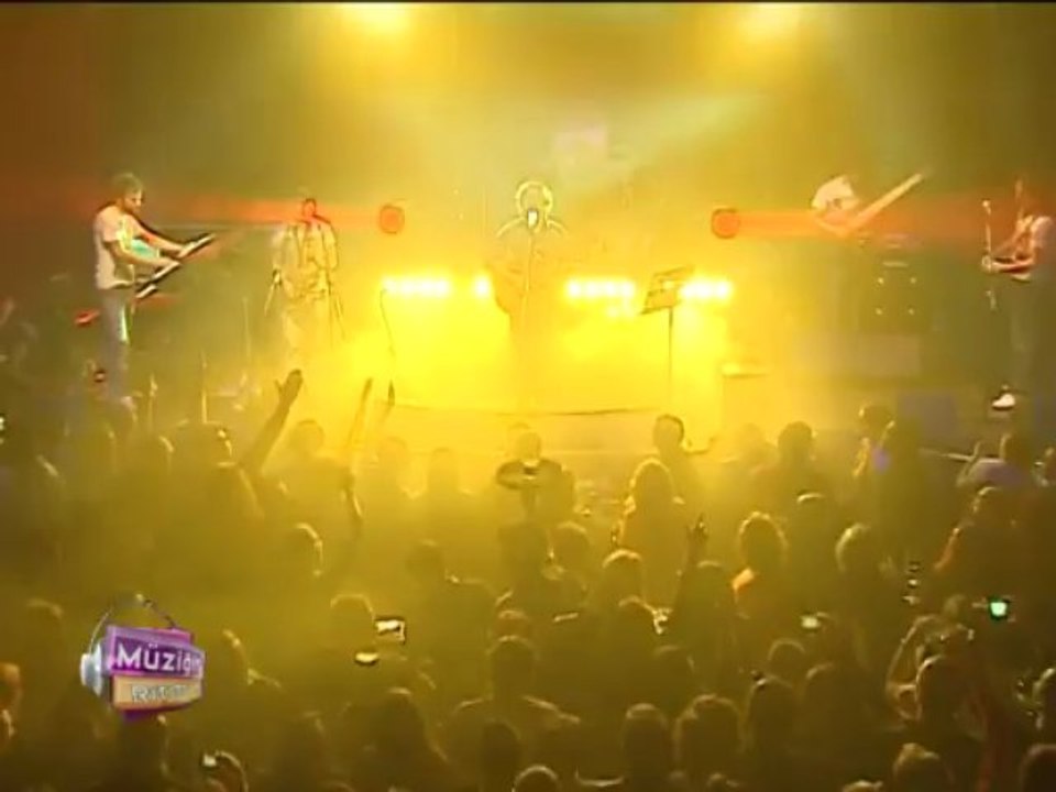 Serkan Kızılbayır & Fettah Can ( Müziğin Ritmi 3 )