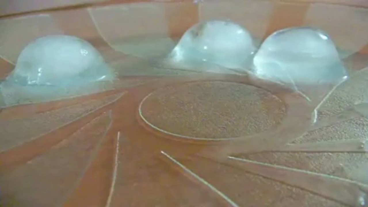 Hielo derritiéndose en un minuto