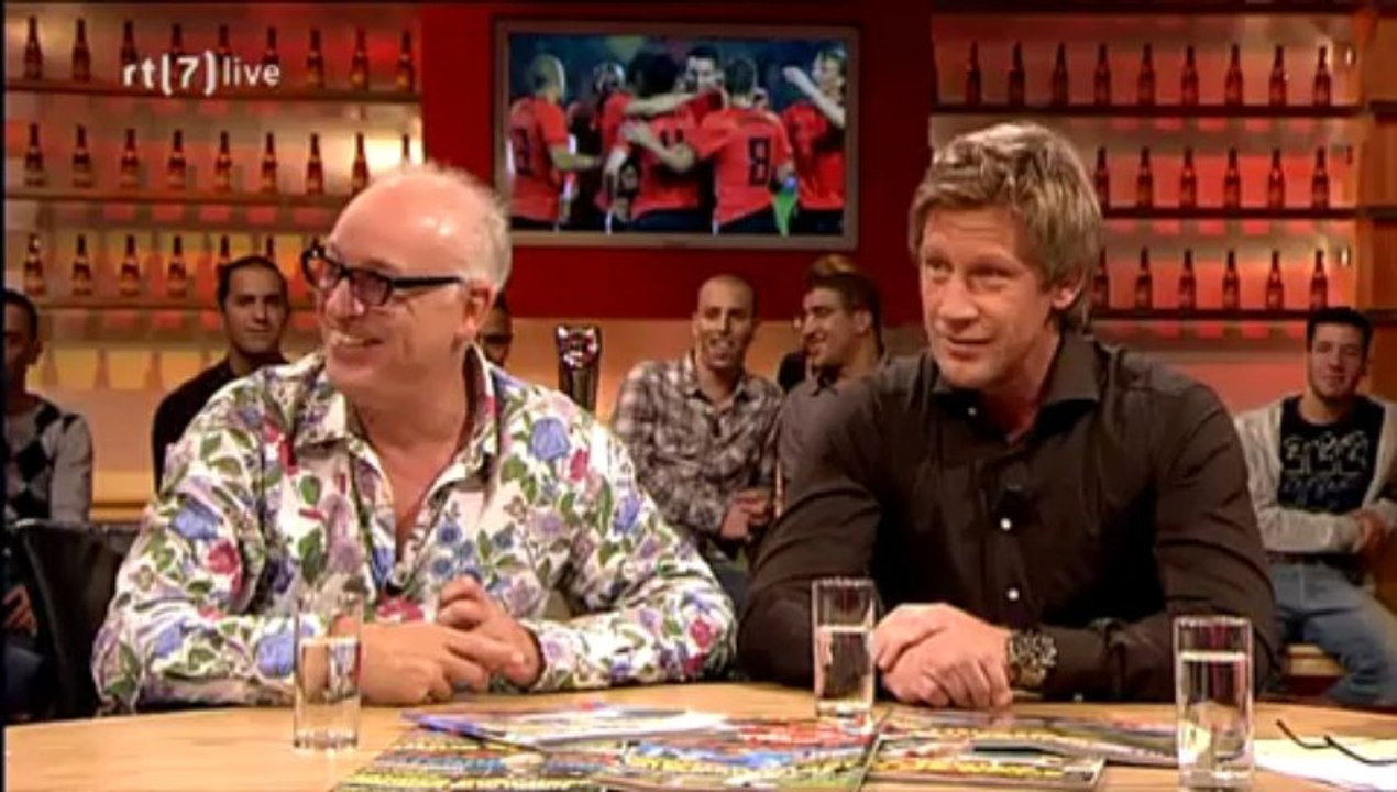 Voetbal International - 07-06-2010 (hoogtepunten) deel 1 van 2