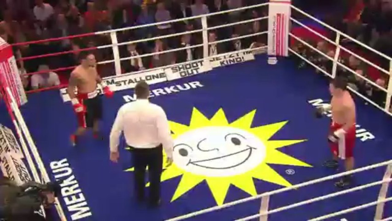 B-Tight vs- Rocco Stark