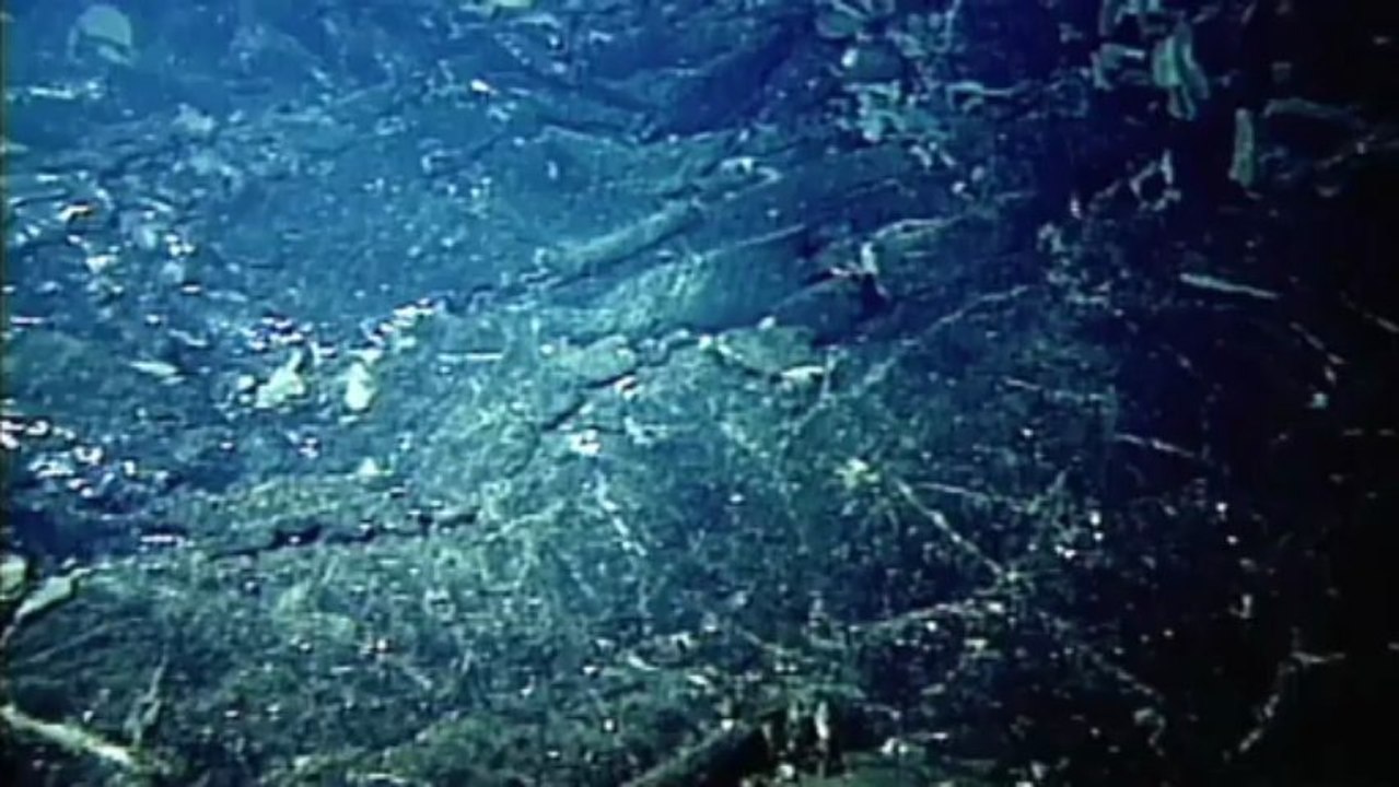 Asi Se Hizo La Tierra - 1x02.La Fosa de las Marianas