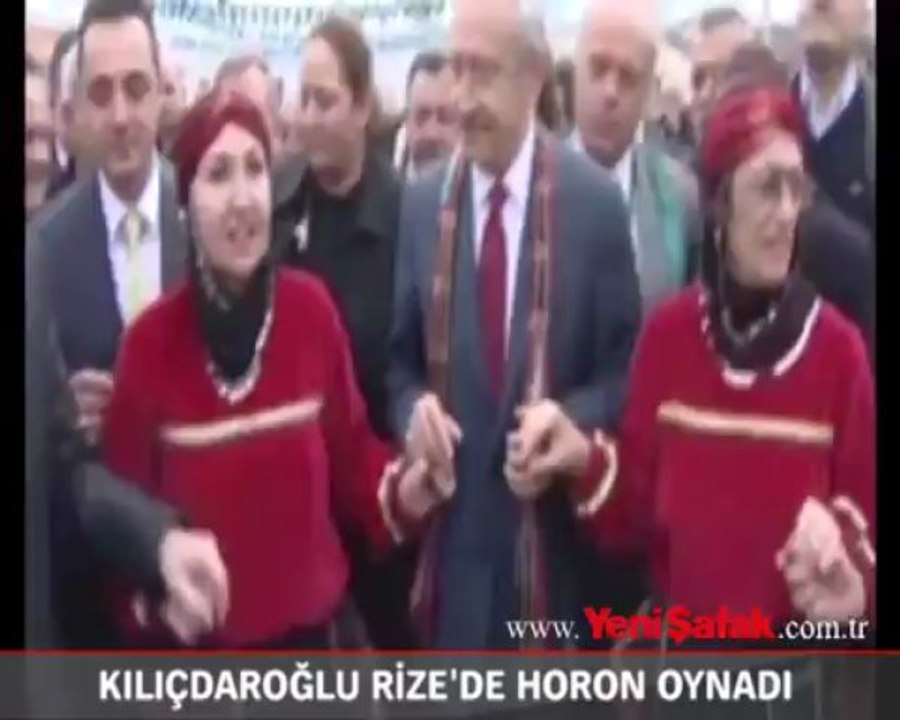 Kılıçdaroğlu Rize'de horon oynadı