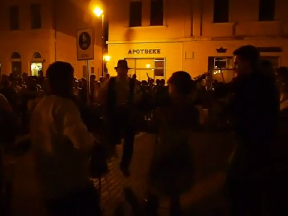 Roues-Libres / Danse traditionnelle a Baja - Hongrie